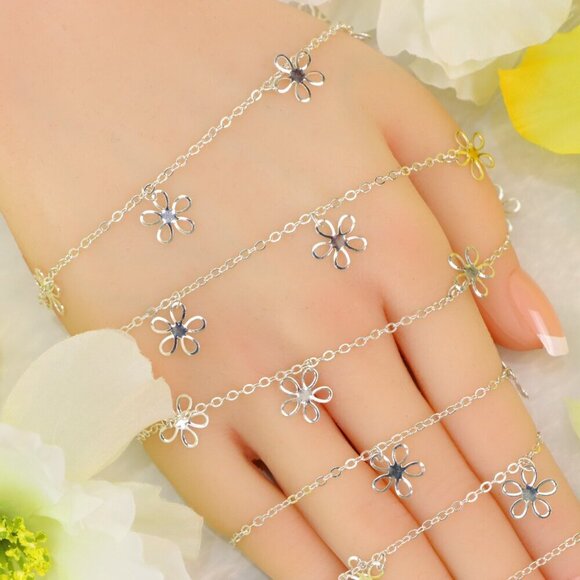 "Minimalist Bracelet, Sleek & Modern Design, Women’s Fashion, YC110213-B - Picture 7 of 10